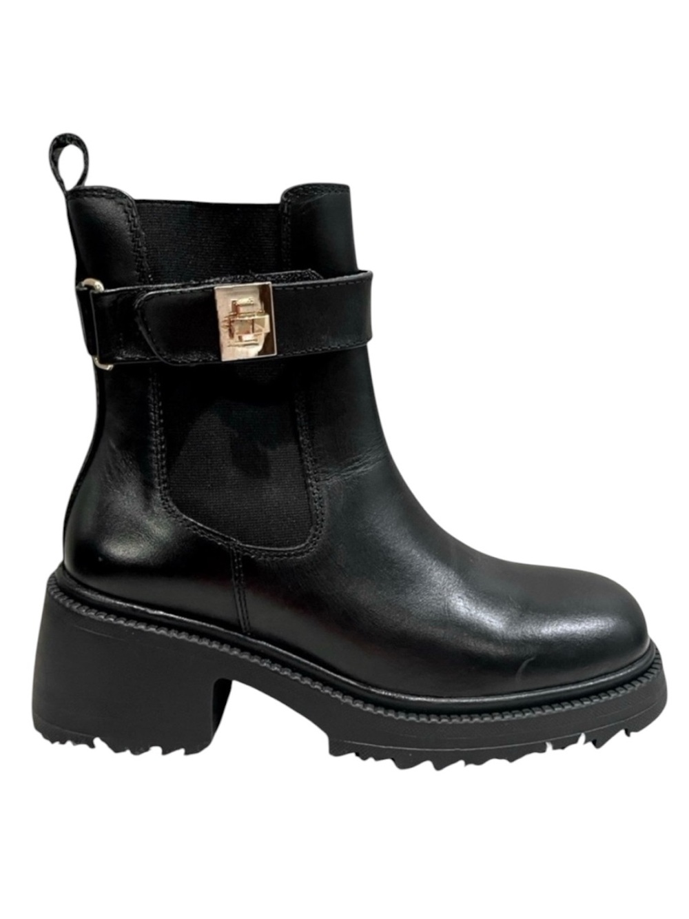 Steve Madden Classic Leather Boots